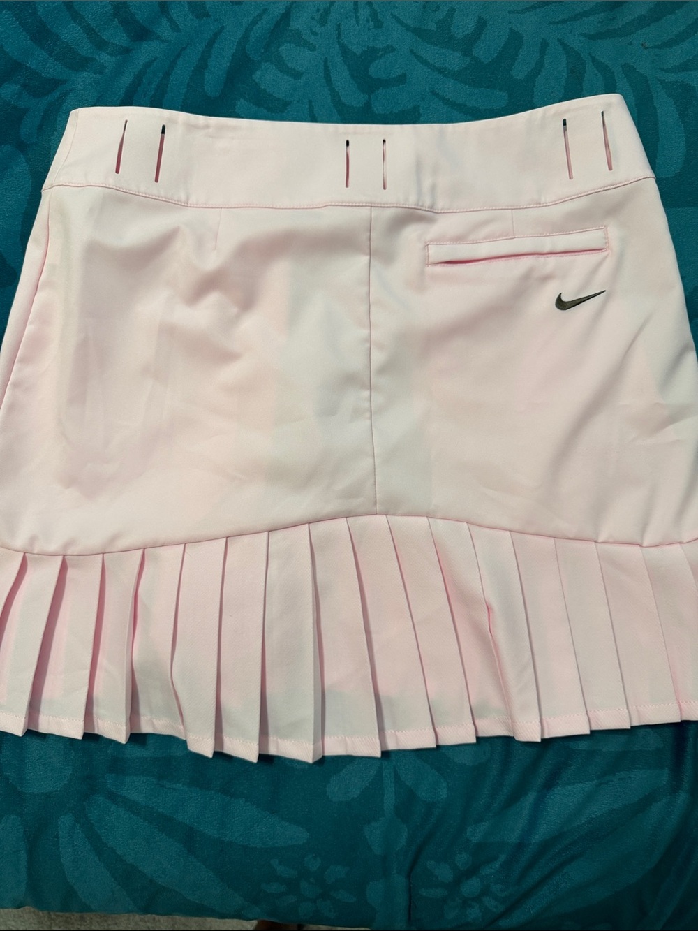 Nike light Pink Pleated Mini Skirt - Picture 2 of 3